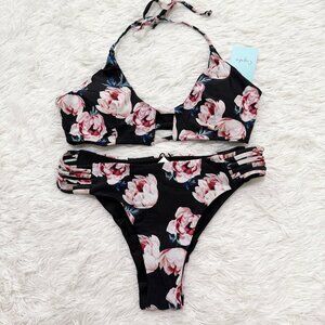 Women CUPSHE Floral Print Shoulder Straps Bikini Beach Set in Black Size Medium